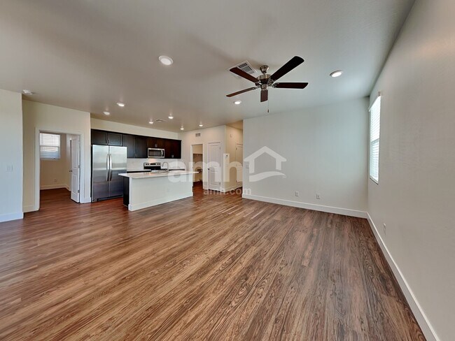 23126 E Camacho Rd Queen Creek, AZ 85142 photo 4