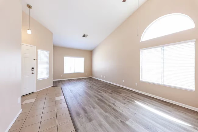 14815 W Dovestar Dr Surprise, AZ 85374 photo 4