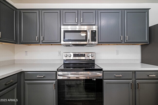 1657 E Anastasia St San Tan Valley, AZ 85140 photo 5