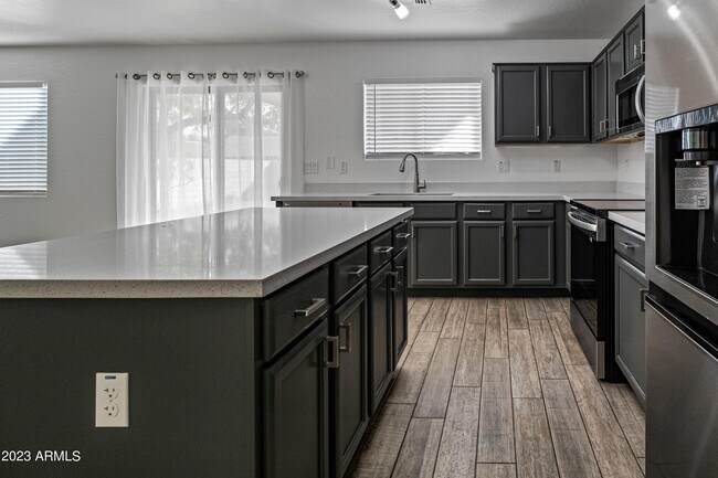 1657 E Anastasia St San Tan Valley, AZ 85140 photo 3