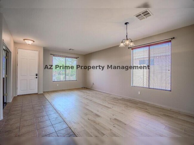 17633 W Wind Song Ave Goodyear, AZ 85338 photo 4