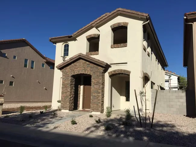 17451 N 92nd Ave Peoria, AZ 85382 photo 2