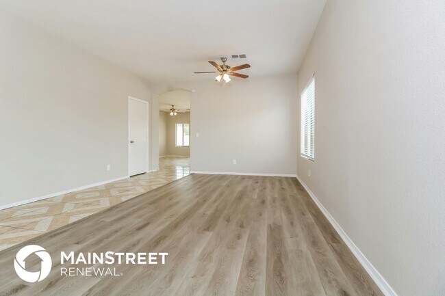 2624 N 63rd Ave Phoenix, AZ 85035 photo 5