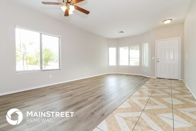 2624 N 63rd Ave Phoenix, AZ 85035 photo 4