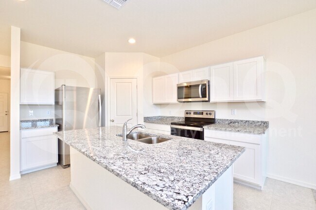 358 S Borromeo Dr Casa Grande, AZ 85194 photo 5