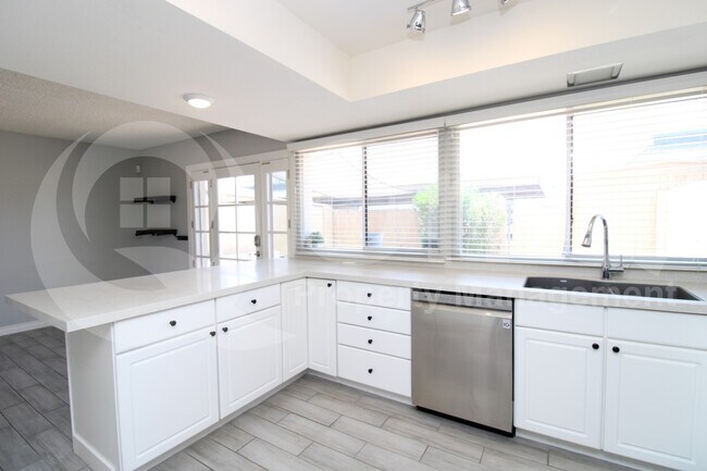 4919 N Granite Reef Rd Scottsdale, AZ 85251 photo 3