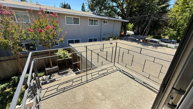 190 Sierra Dr Walnut Creek, CA 94596 photo 3