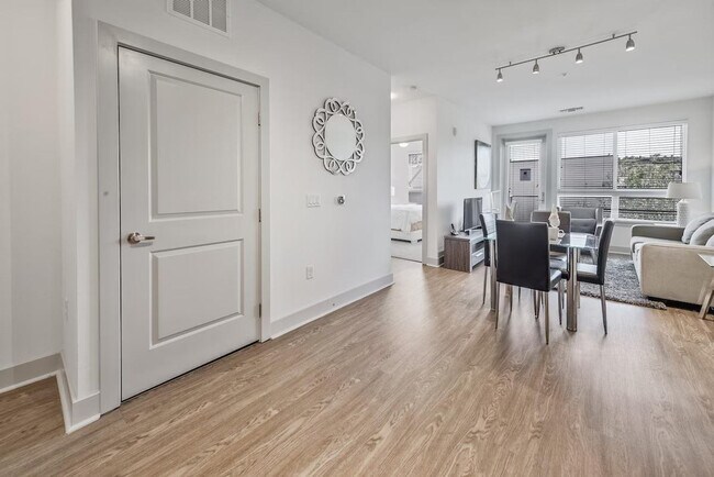 4040 Twain Ave San Diego, CA 92120 photo 5