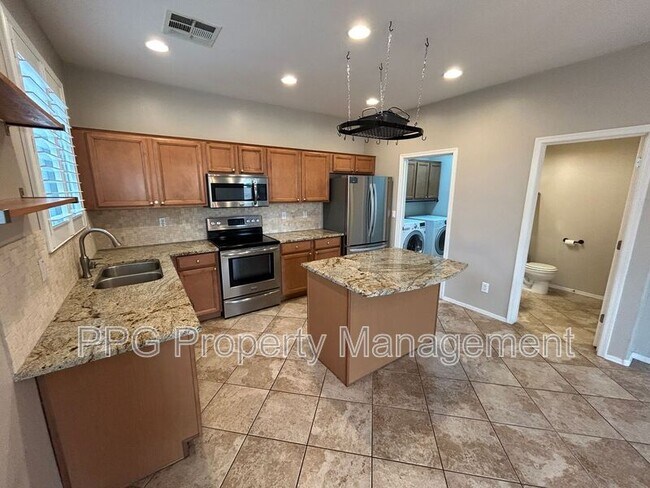 17441 W Woodrow Ln Surprise, AZ 85388 photo 3