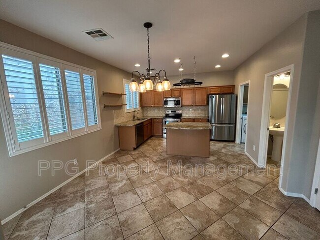 17441 W Woodrow Ln Surprise, AZ 85388 photo 5
