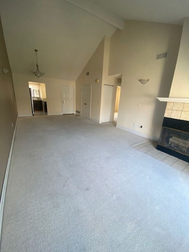 34685 Agree Terrace Fremont, CA 94555 photo 4