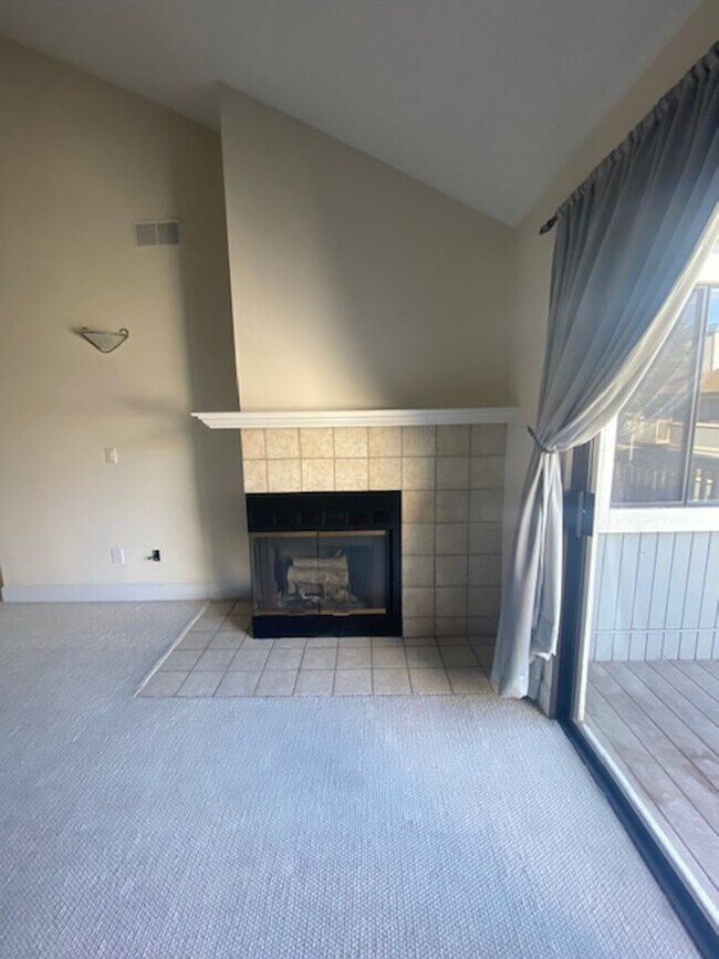 34685 Agree Terrace Fremont, CA 94555 photo 3
