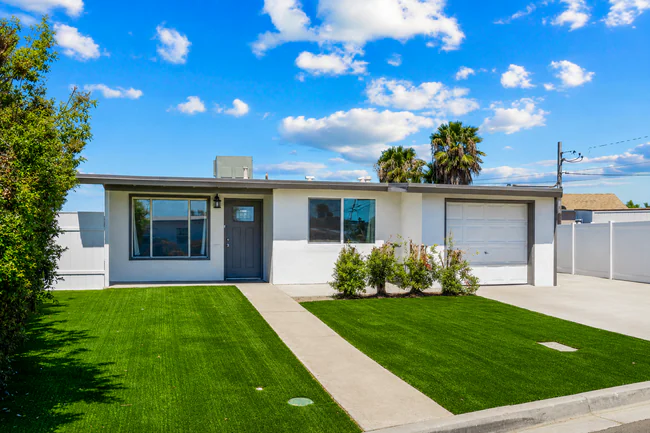 3728 Odom St San Diego, CA 92115 photo 2