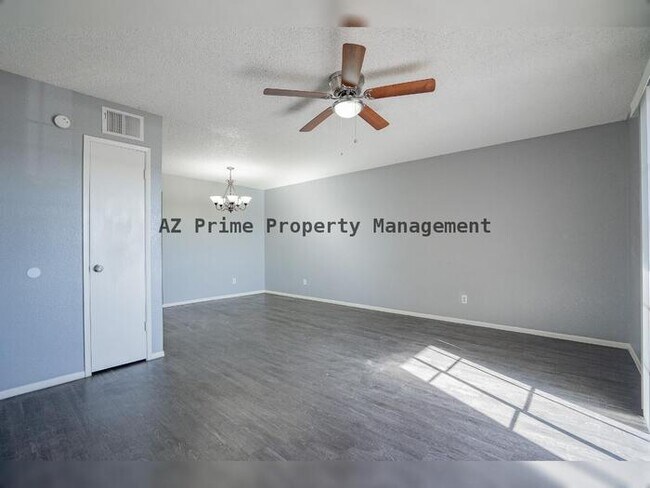 5035 N 17th Ave Phoenix, AZ 85015 photo 2