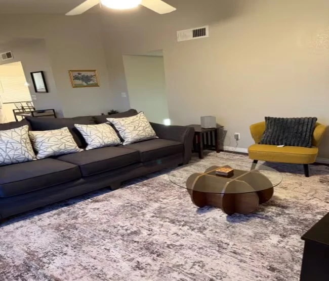 1033 W Laguna Dr Tempe, AZ 85282 photo 2