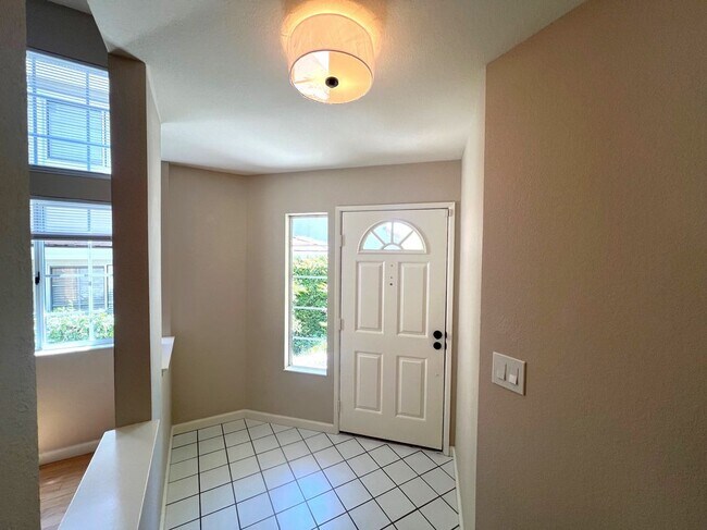 1115 Crest Ridge Ln Concord, CA 94521 photo 4