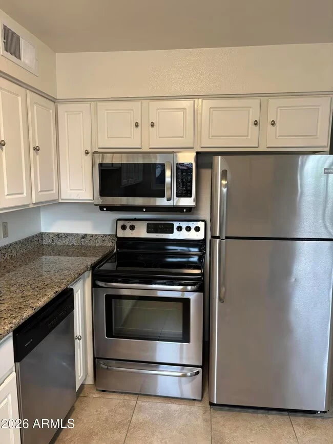 4111 E Camelback Rd Phoenix, AZ 85018 photo 5