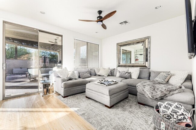 2707 W Lamar Rd Phoenix, AZ 85017 photo 5