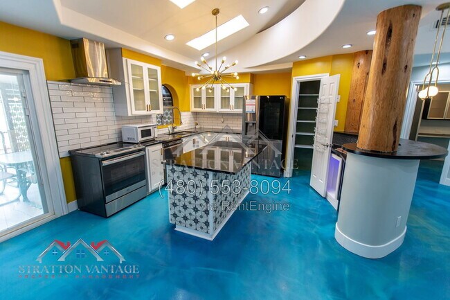 1110 E Campus Dr photo 4