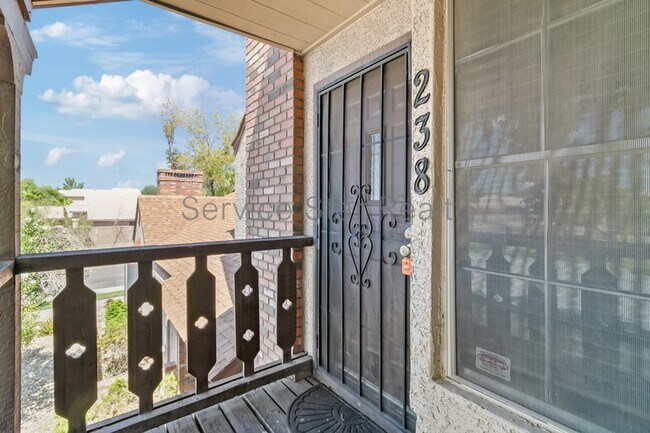 7977 W Wacker Rd Peoria, AZ 85381 photo 2