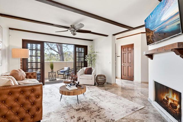 8608 Villa La Jolla Dr San Diego, CA 92037