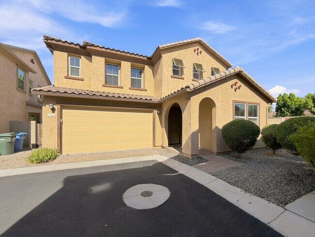 4630 E Tierra Buena Ln photo 2