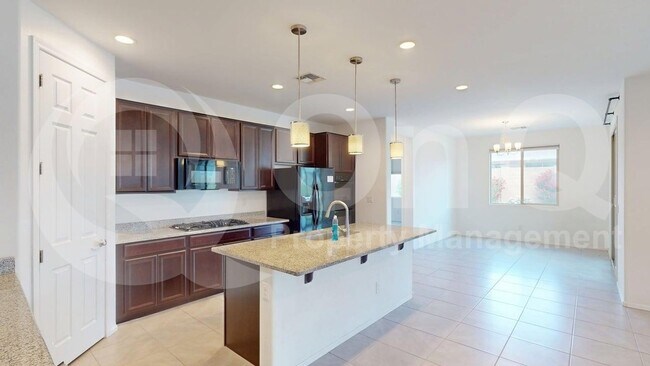 14604 W Larkspur Dr Surprise, AZ 85379 photo 4