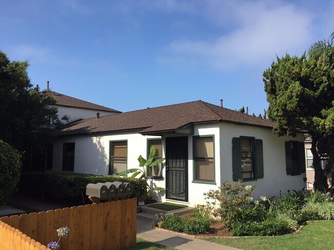 1043 Diamond St San Diego, CA 92109 photo 5