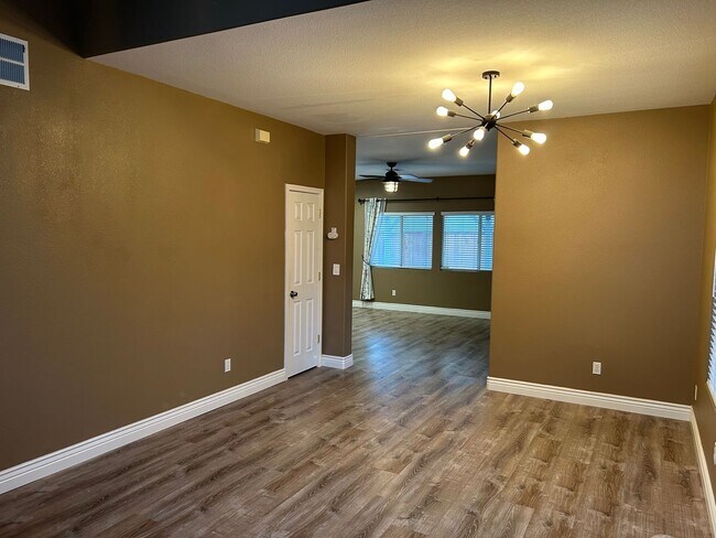 4168 Heirloom Ln Tracy, CA 95377 photo 2