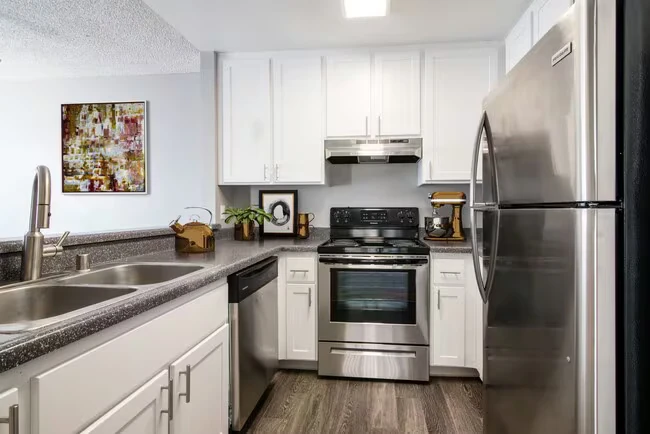 Lakeview Village photo 2