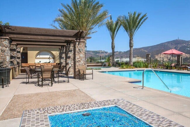 2257 Indus Way San Marcos, CA 92078 photo 3