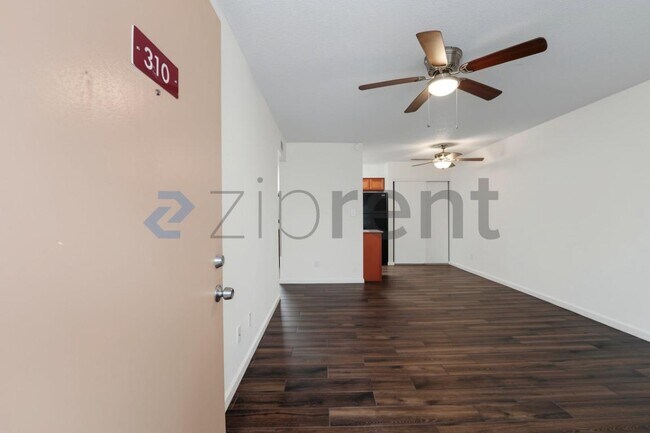 Unit 310 photo 3
