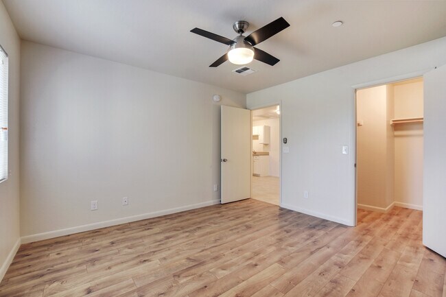 32 North photo 4