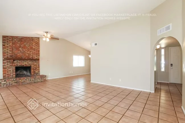 18433 N 2nd Dr Phoenix, AZ 85023 photo 4
