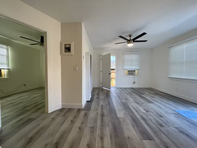 345-379 Cedar St El Cajon, CA 92021 photo 3