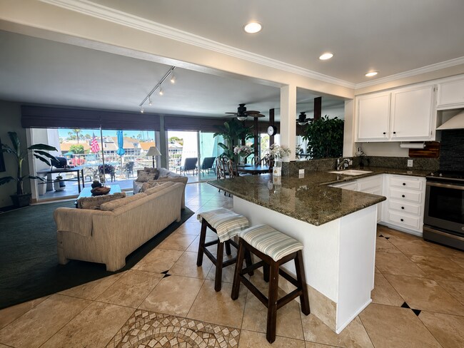 92 Antigua Ct Coronado, CA 92118 photo 5