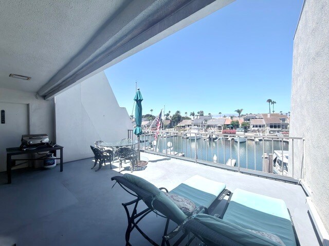 92 Antigua Ct Coronado, CA 92118 photo 2