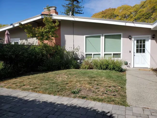 8 Stadium Way, Kentfield, CA 94904 photo 4