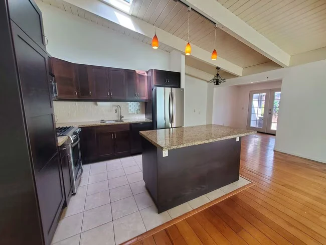 8 Stadium Way, Kentfield, CA 94904 photo 5