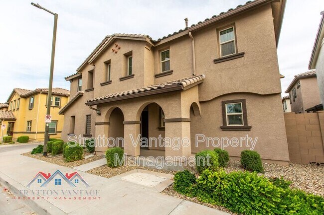 16405 W Latham St Goodyear, AZ 85338 photo 2