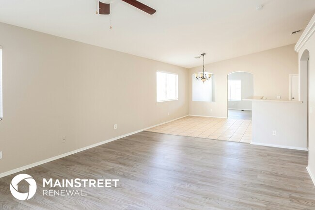 9016 W Pinchot Ave Phoenix, AZ 85037 photo 5