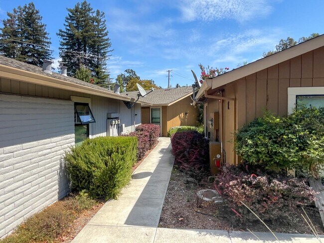 2750 Coffey Ln Santa Rosa, CA 95403 photo 4