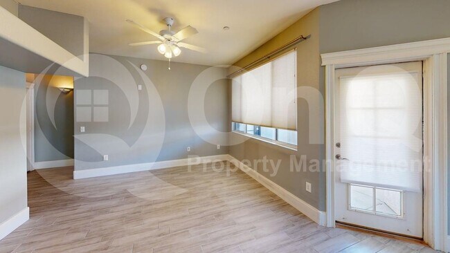 3302 N 7th St Phoenix, AZ 85014 photo 3