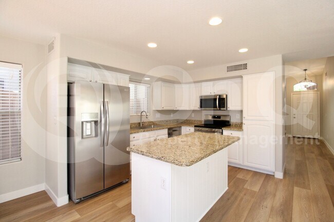 20814 N 38th St Phoenix, AZ 85050 photo 4