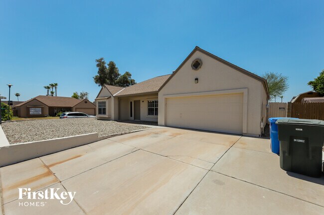 19002 N 45th Cir Glendale, AZ 85308 photo 2
