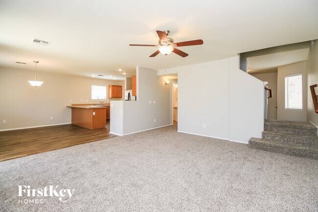313 W Hereford Dr San Tan Valley, AZ 85143 photo 4