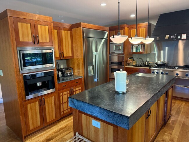 17624 Blanchard Dr Monte Sereno, CA 95030 photo 5