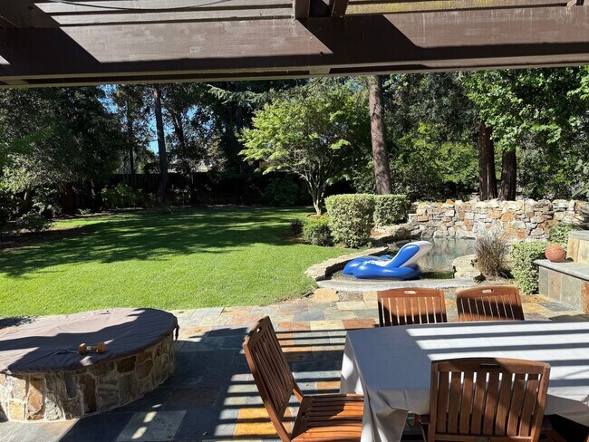 17624 Blanchard Dr Monte Sereno, CA 95030 photo 3