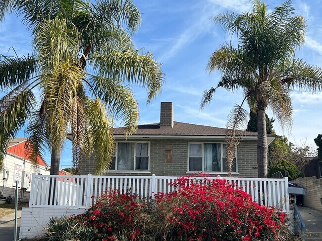 947 Hanover St San Diego, CA 92114