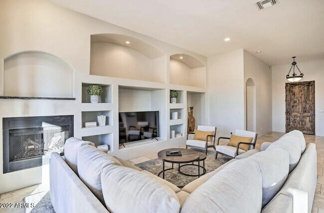13639 E Hedgehog Pl Scottsdale, AZ 85262 photo 3